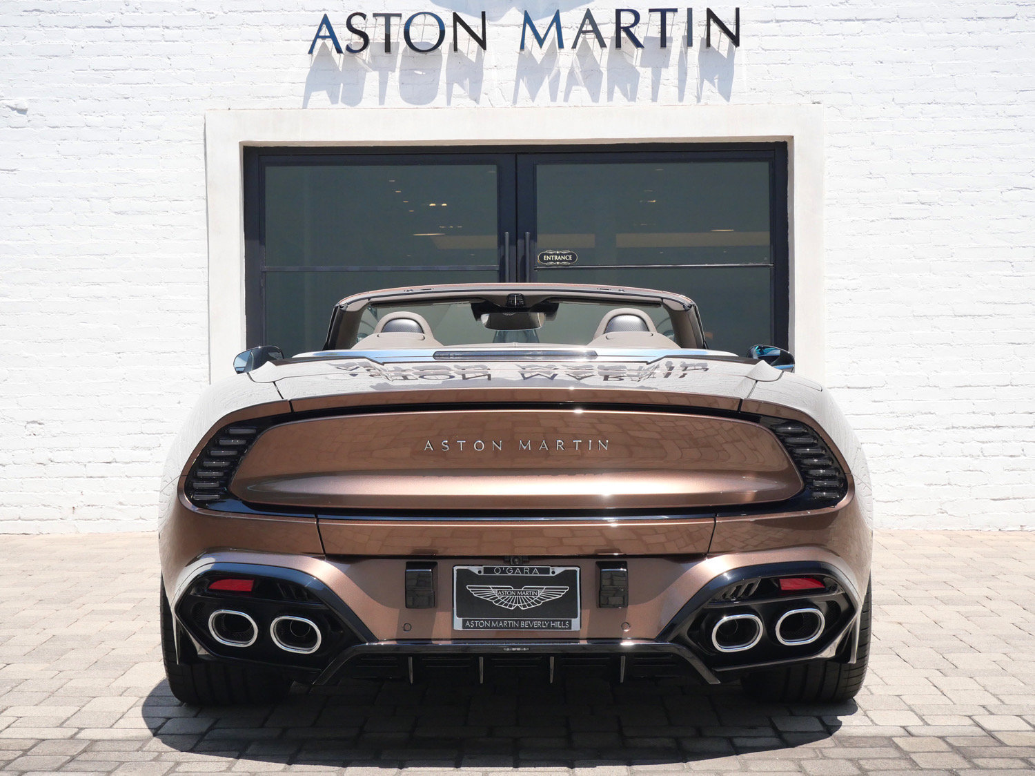 New 2026 Aston Martin Vanquish Convertible RWD image 21