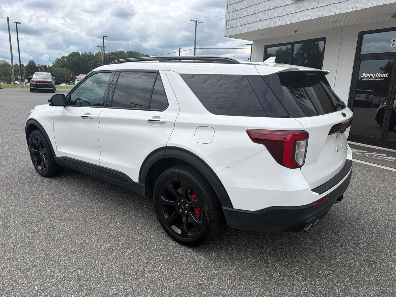 Used 2022 Ford Explorer ST w/ Equipment Group 401A AWD/4WD image 7