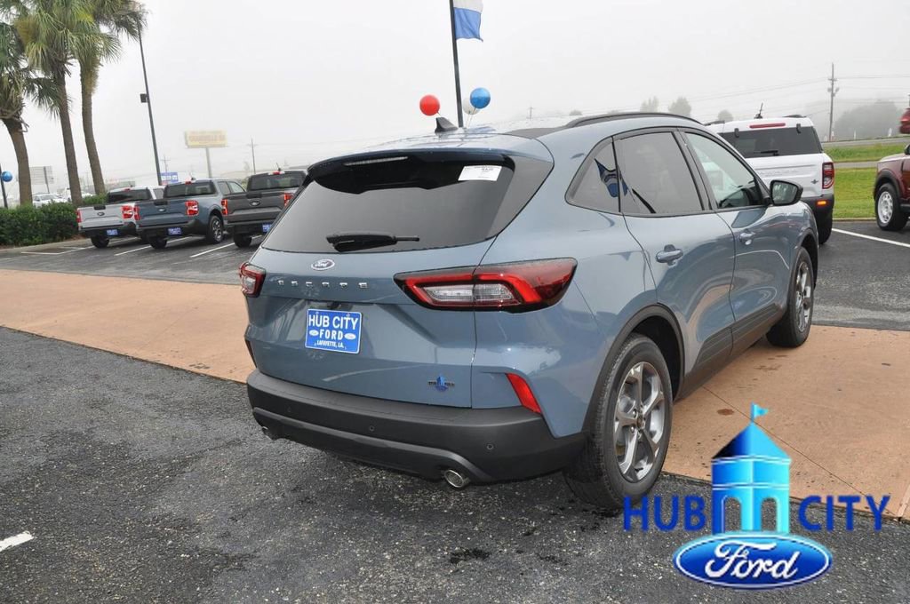 New 2026 Ford Escape ST-Line w/ Tech Pack #1 image 5