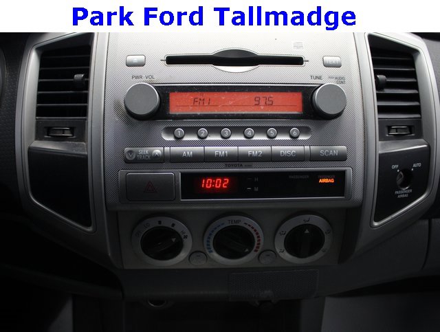 Used 2005 Toyota Tacoma PreRunner image 14