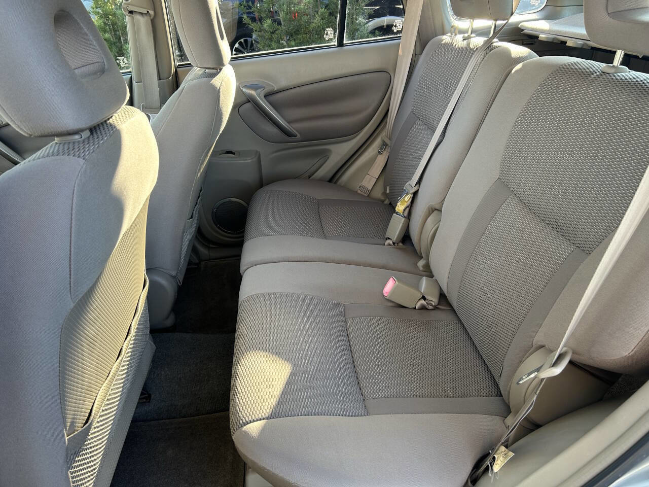 Used 2004 Toyota RAV4 2WD image 15