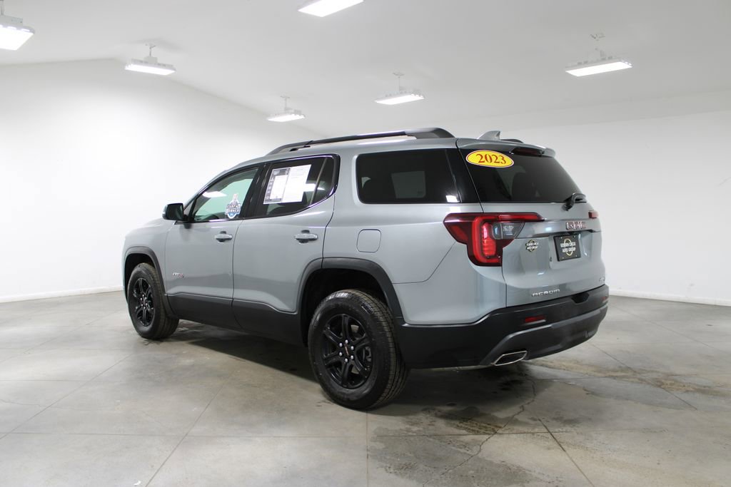 Used 2023 GMC Acadia AT4 w/ Preferred Package image 7