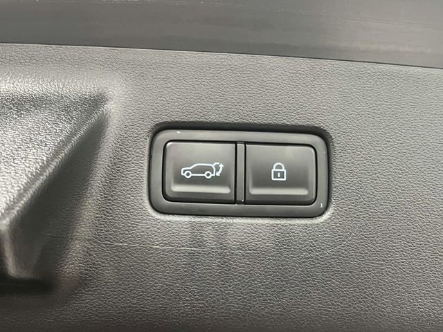 Certified 2025 Hyundai Santa Fe Limited image 25