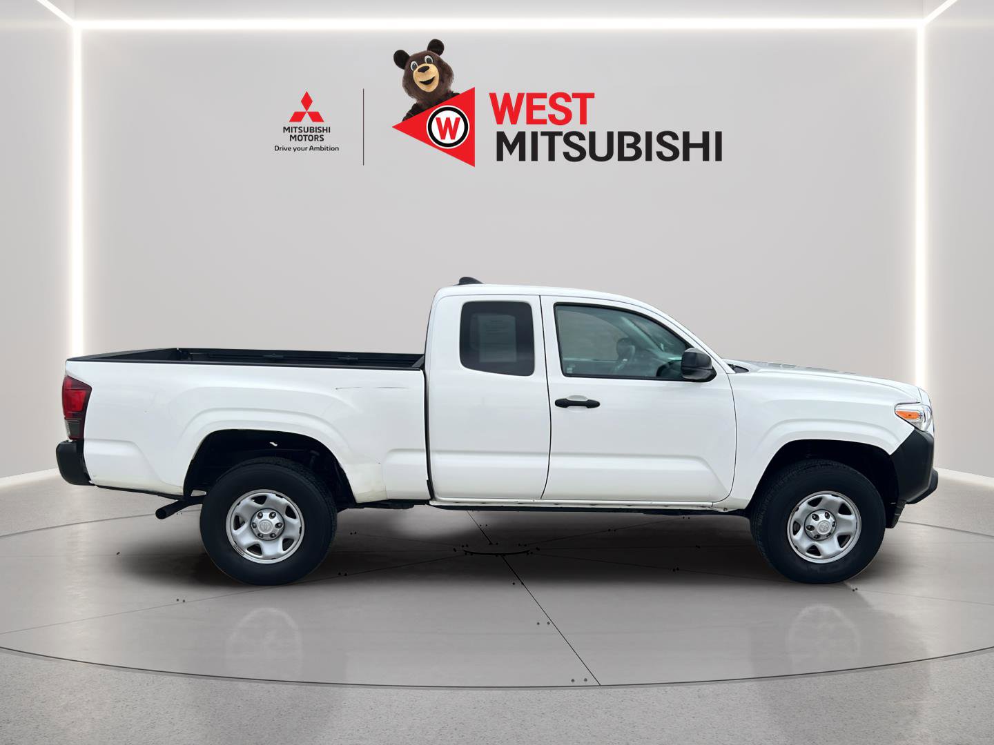 Used 2021 Toyota Tacoma SR RWD image 6