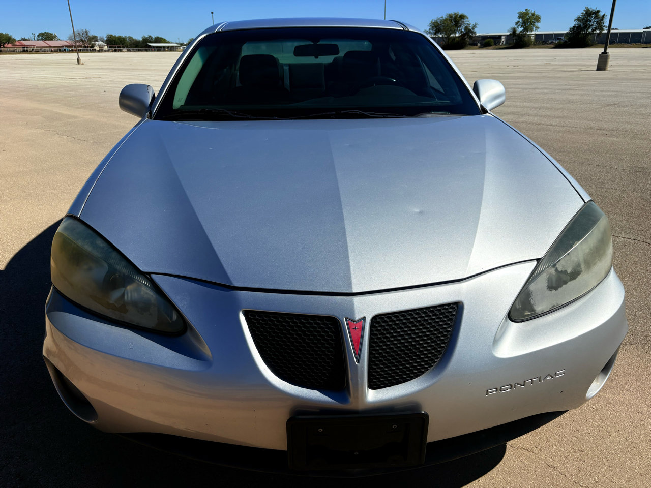 Used 2004 Pontiac Grand Prix GT2 image 2