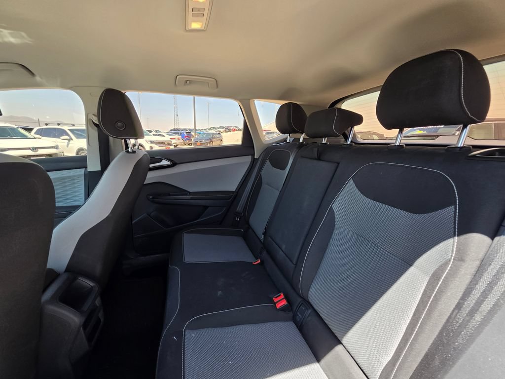 Used 2024 Volkswagen Taos S w/ MDO Package FWD image 18
