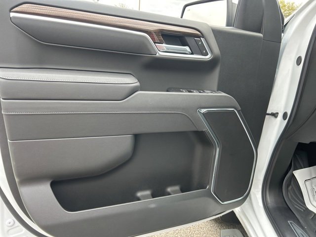 New 2025 Chevrolet Silverado 1500 LT image 11