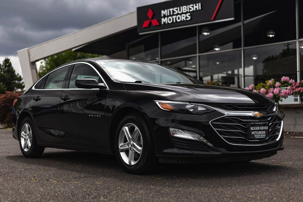 Used 2022 Chevrolet Malibu LT FWD image 6
