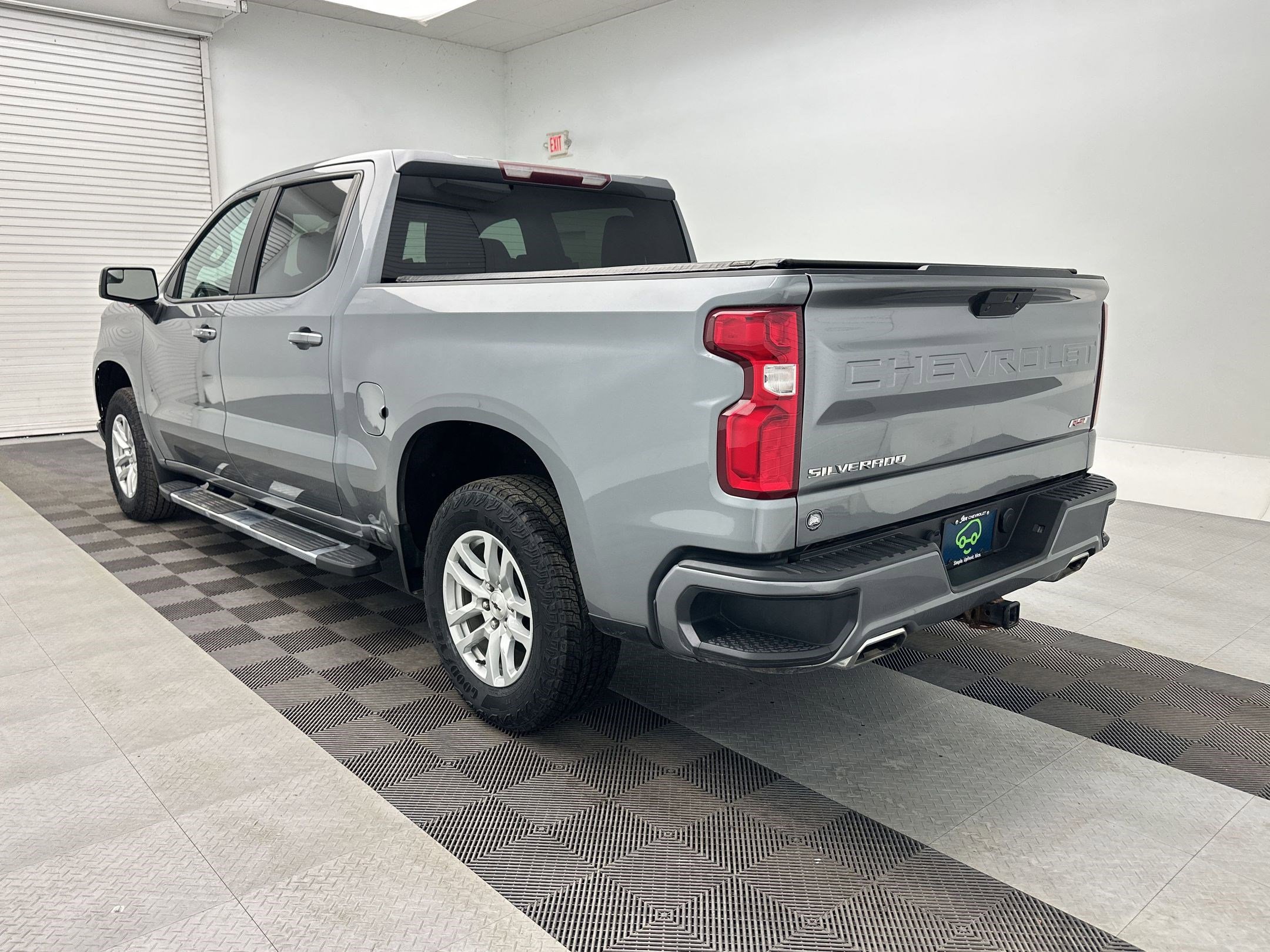 Certified 2020 Chevrolet Silverado 1500 RST image 3