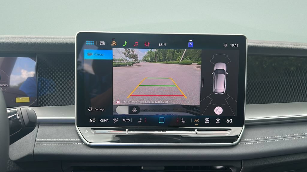 New 2026 Volkswagen Tiguan SE FWD image 13