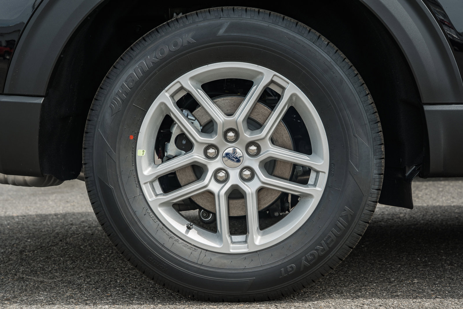 New 2026 Ford Explorer Active image 17