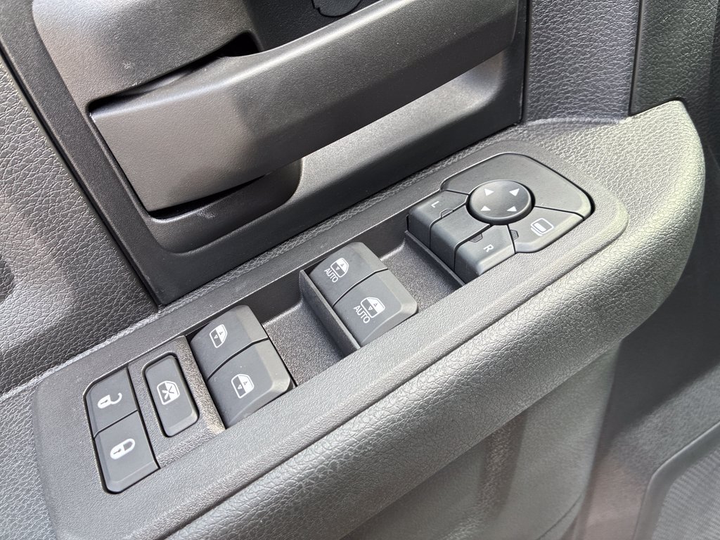 New 2026 RAM 3500 Tradesman AWD/4WD image 12