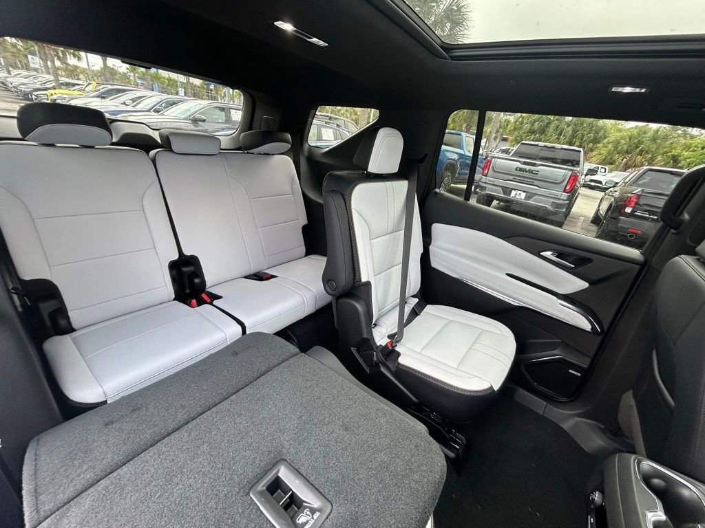 New 2026 Chevrolet Traverse High Country FWD image 22