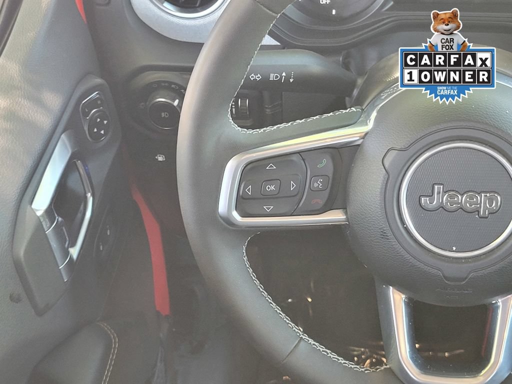 Used 2025 Jeep Wrangler Unlimited Sahara w/ Safety Group AWD/4WD image 12