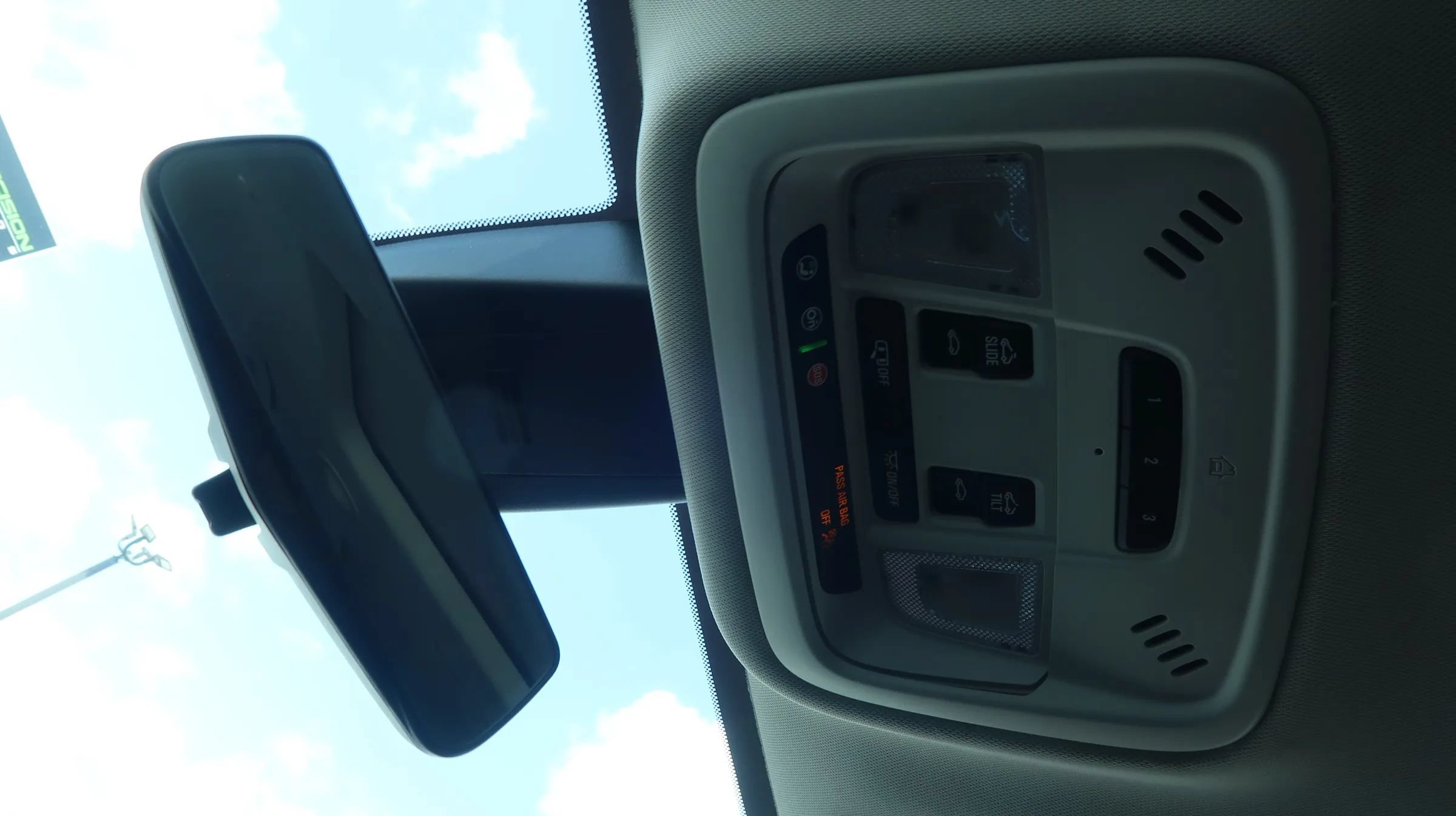 Used 2021 Chevrolet Traverse High Country FWD image 45