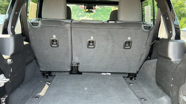Certified 2025 Jeep Wrangler Unlimited Sport AWD/4WD image 27