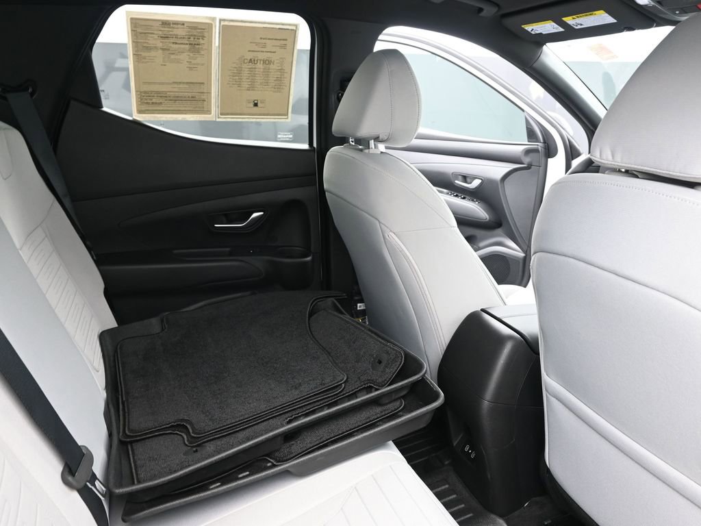 Certified 2026 Hyundai Santa Cruz SE image 14