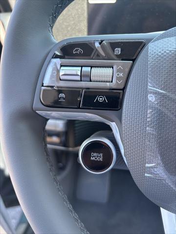 New 2025 Hyundai Ioniq 5 SE image 18