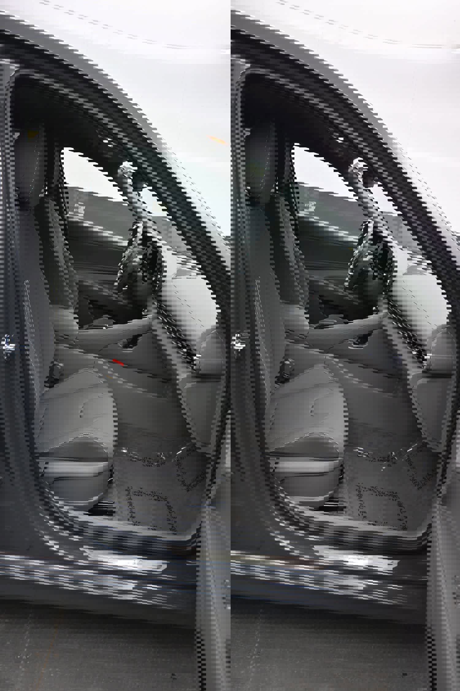 Certified 2025 Hyundai Elantra Sport image 11