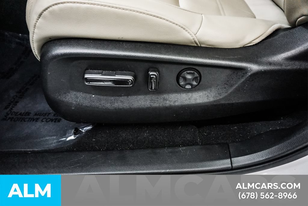 Used 2019 Honda CR-V Touring image 27