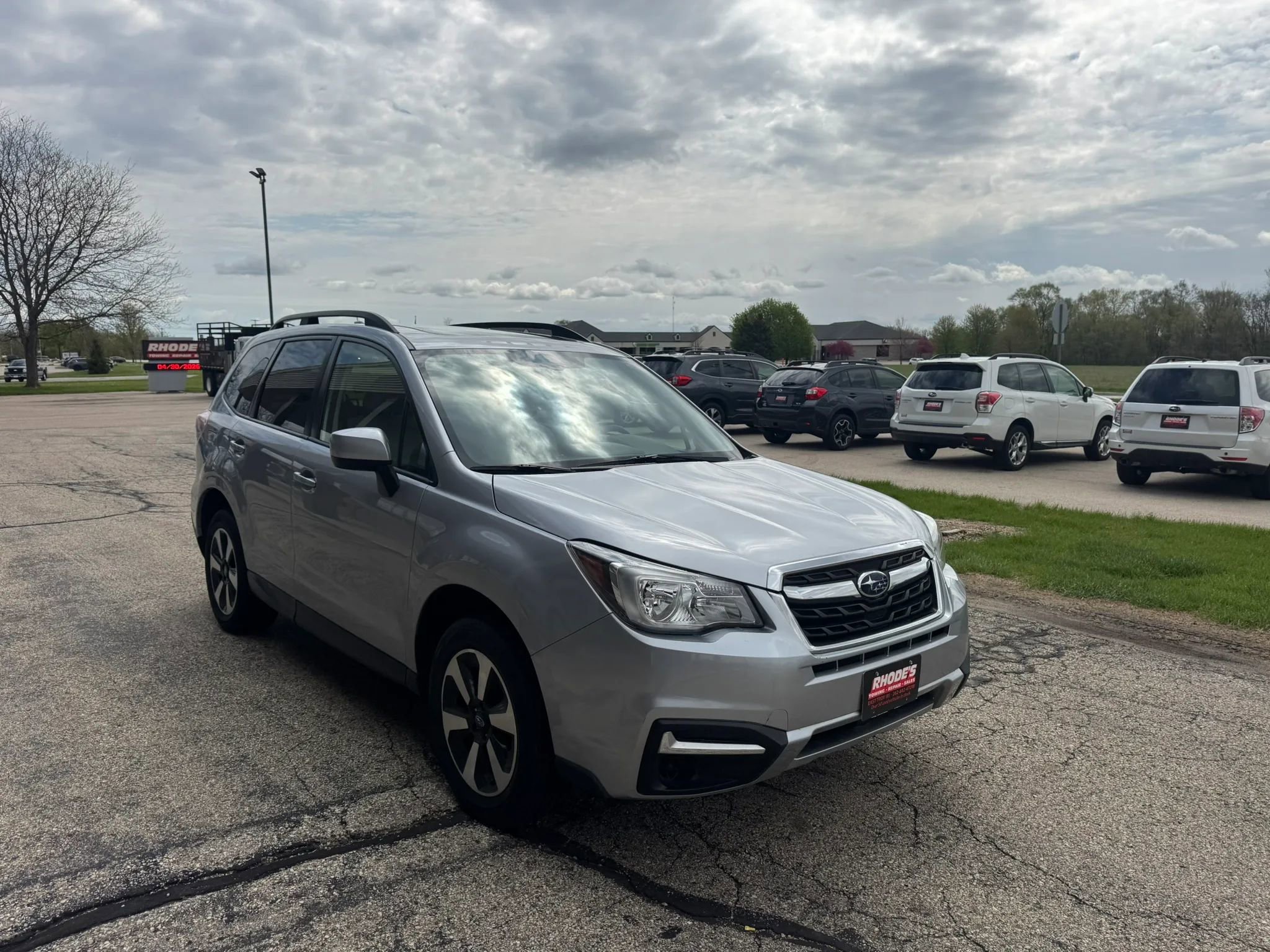Used 2018 Subaru Forester 2.5i Premium w/ Popular Package #3A AWD/4WD image 7