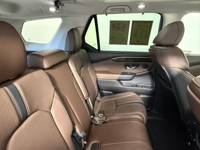 Used 2024 Honda Pilot Elite image 47