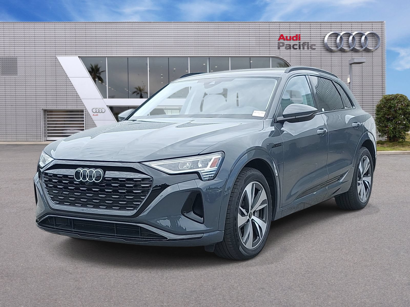 Used 2024 Audi Q8 e-tron Premium