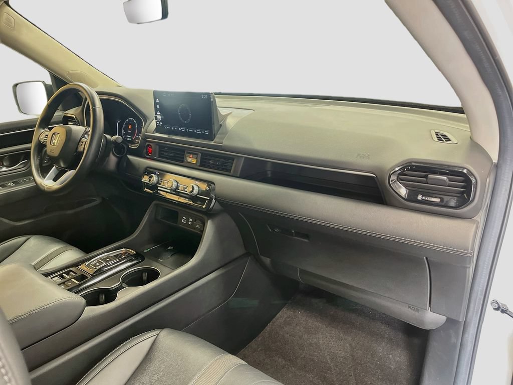 Used 2025 Honda Pilot EX-L image 29