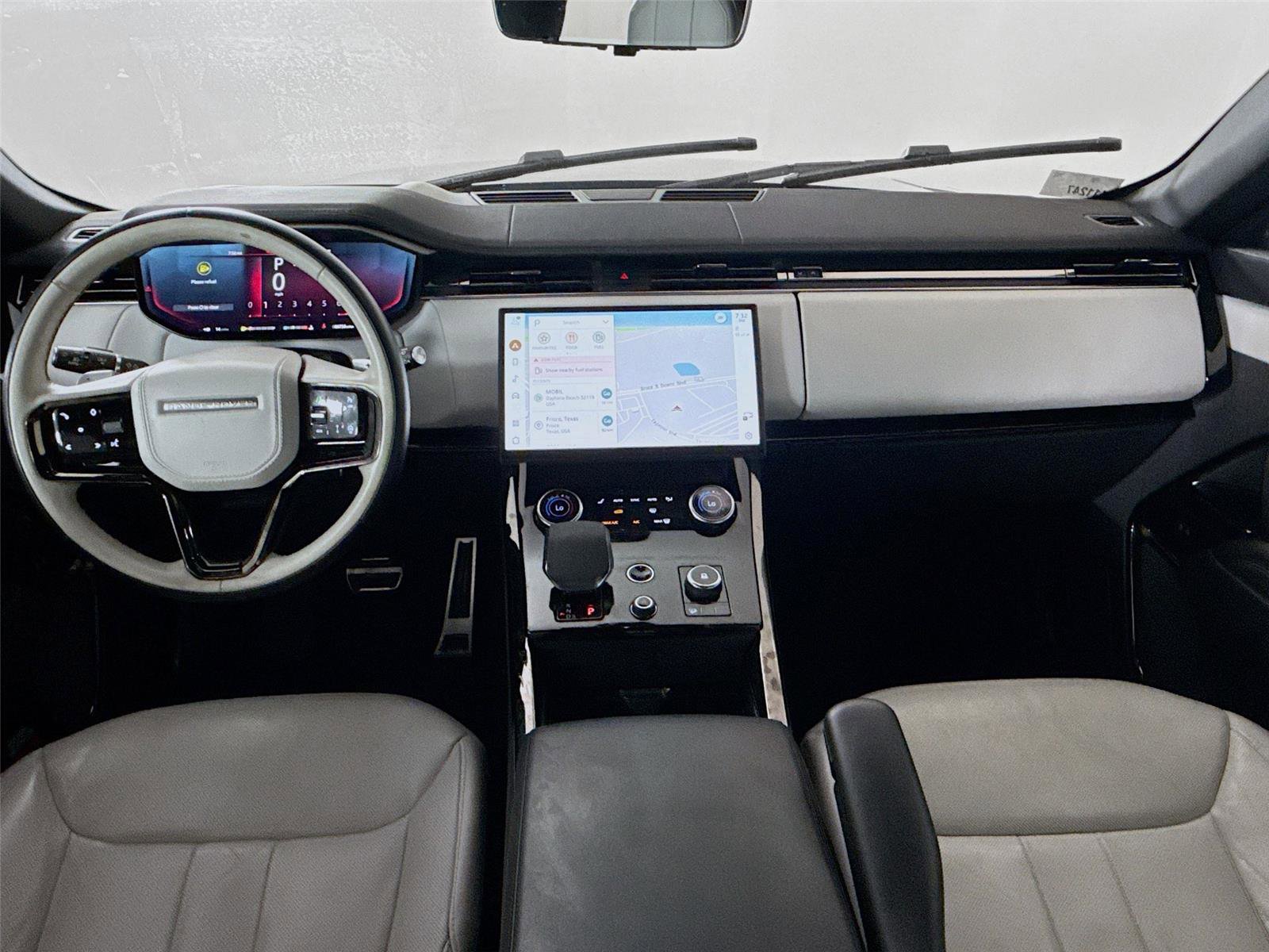 Used 2023 Land Rover Range Rover Sport SE Dynamic AWD/4WD image 3