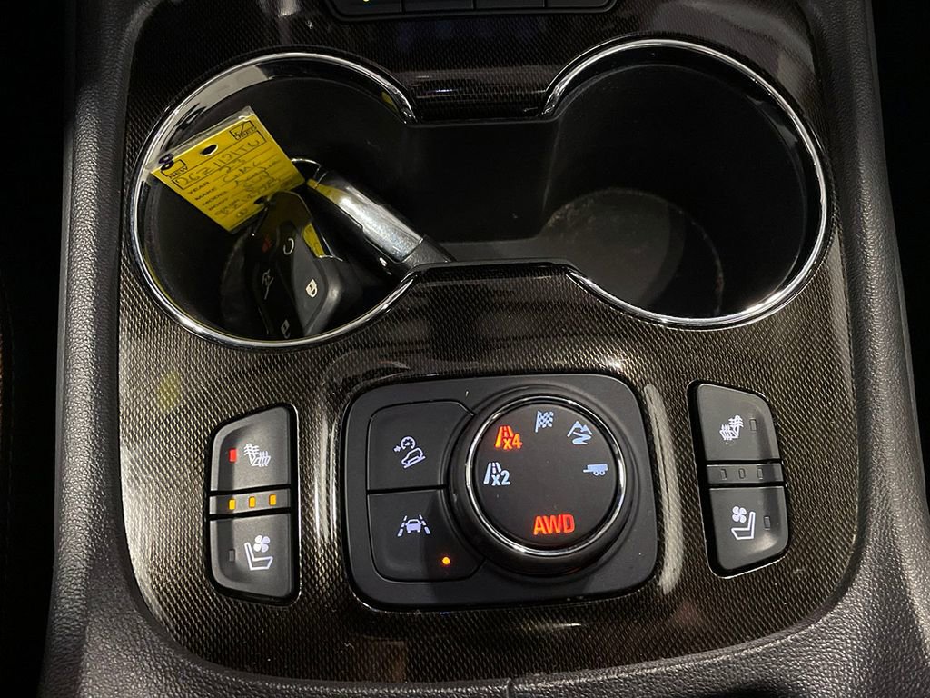 Used 2023 GMC Acadia AT4 w/ Technology Package image 37