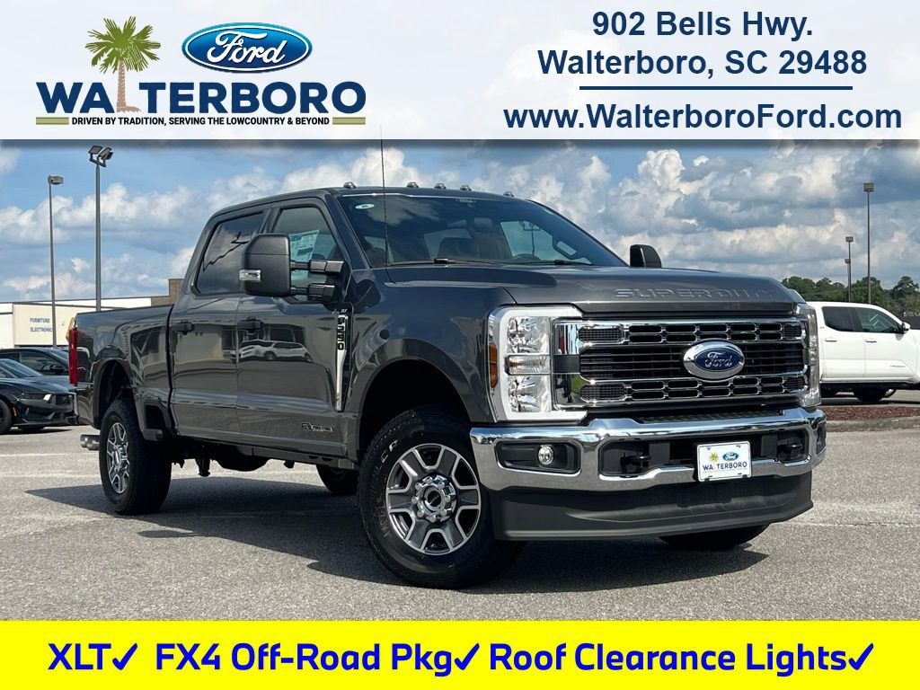 New 2025 Ford F250 XLT w/ FX4 Off-Road Package