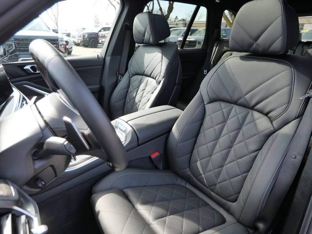 Used 2026 BMW X5 M60i AWD/4WD image 33