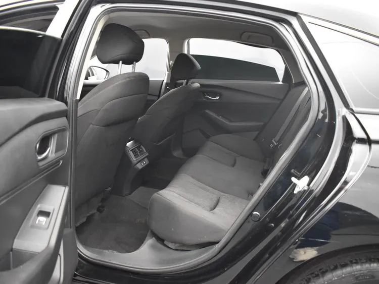 Used 2025 Honda Accord LX image 15