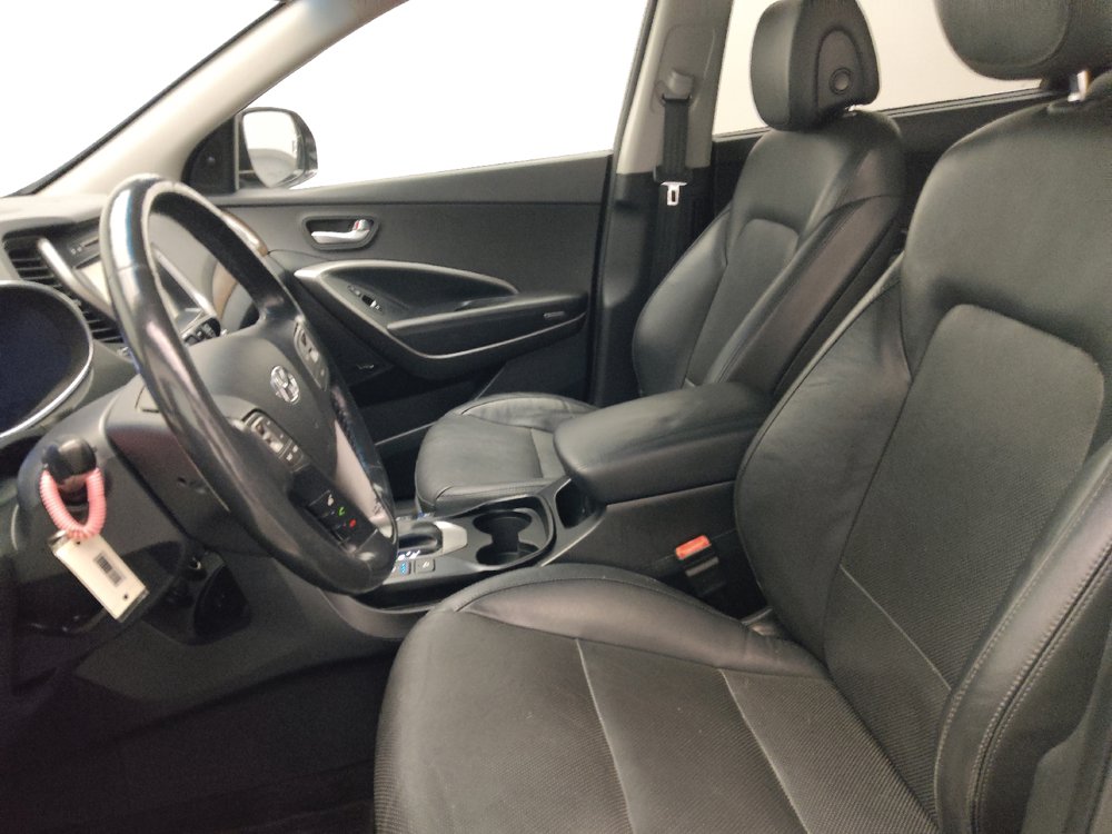 Used 2018 Hyundai Santa Fe Limited w/ Cargo Package FWD image 17