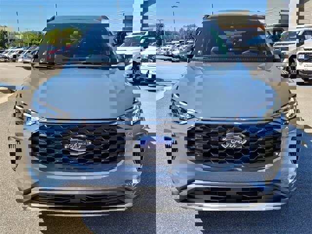 New 2025 Ford Escape ST-Line w/ Equipment Group 301A video 2