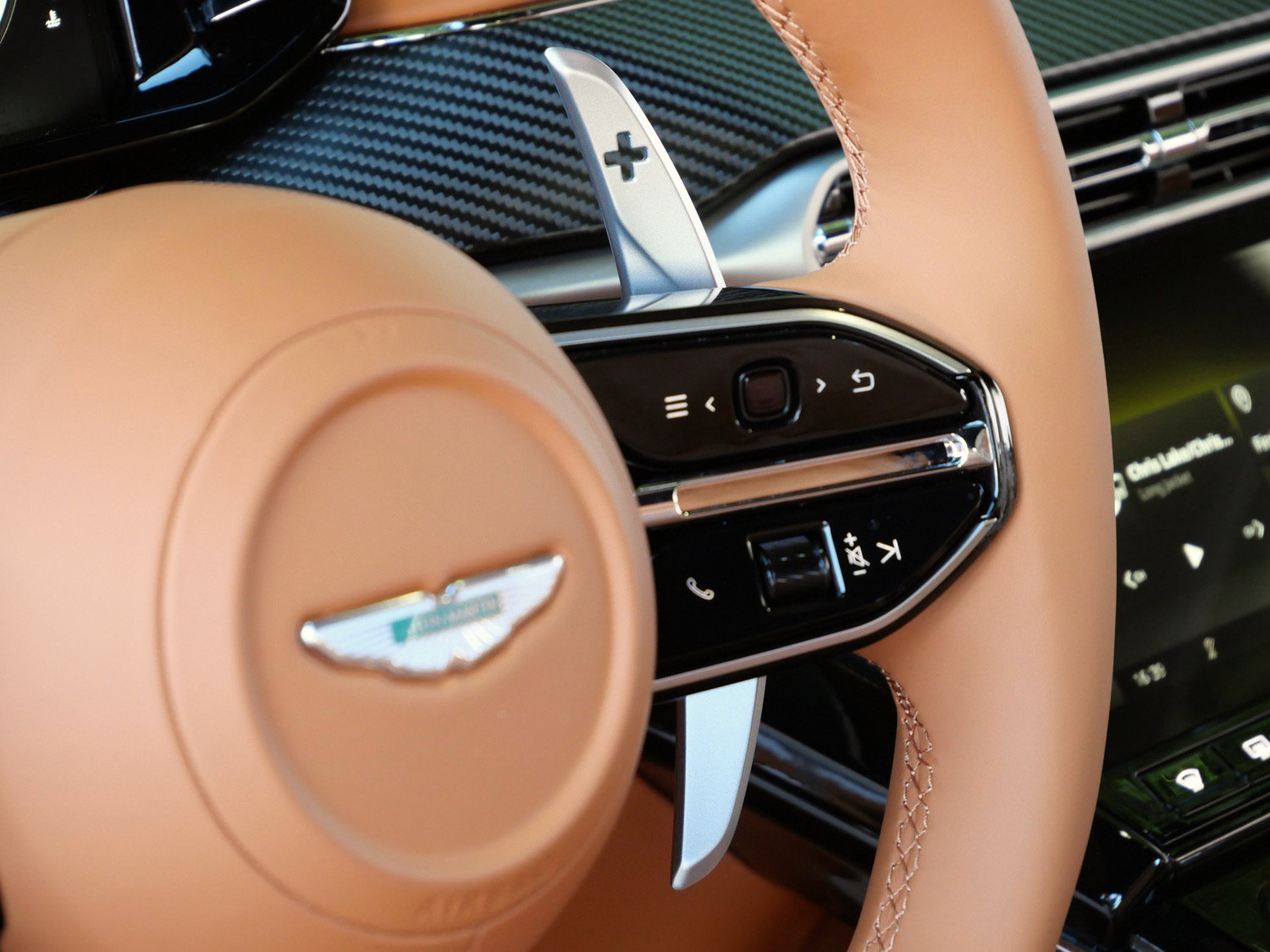 New 2026 Aston Martin V8 Vantage S RWD image 17
