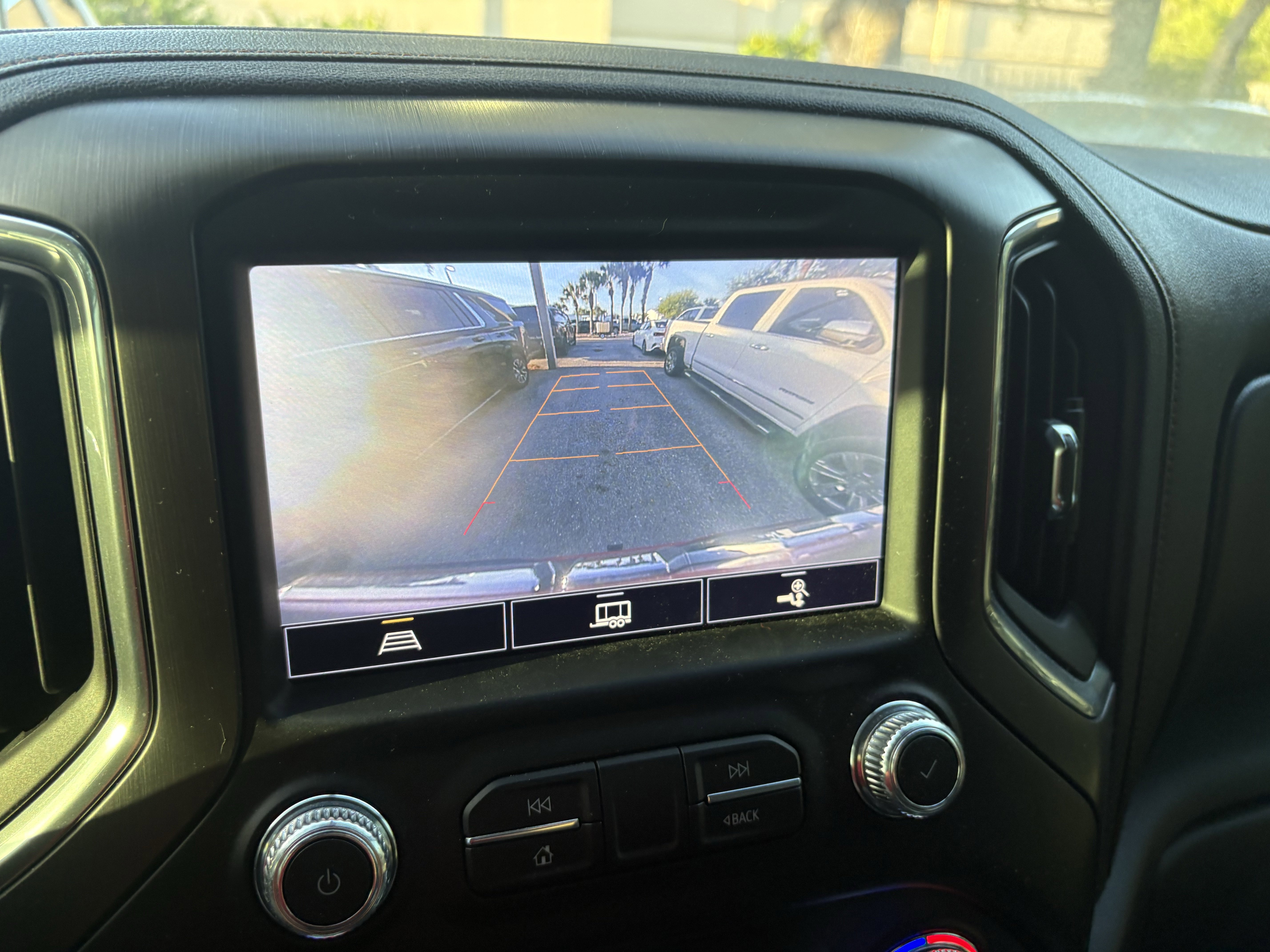 Certified 2021 GMC Sierra 1500 AT4 w/ AT4 Value Package image 11