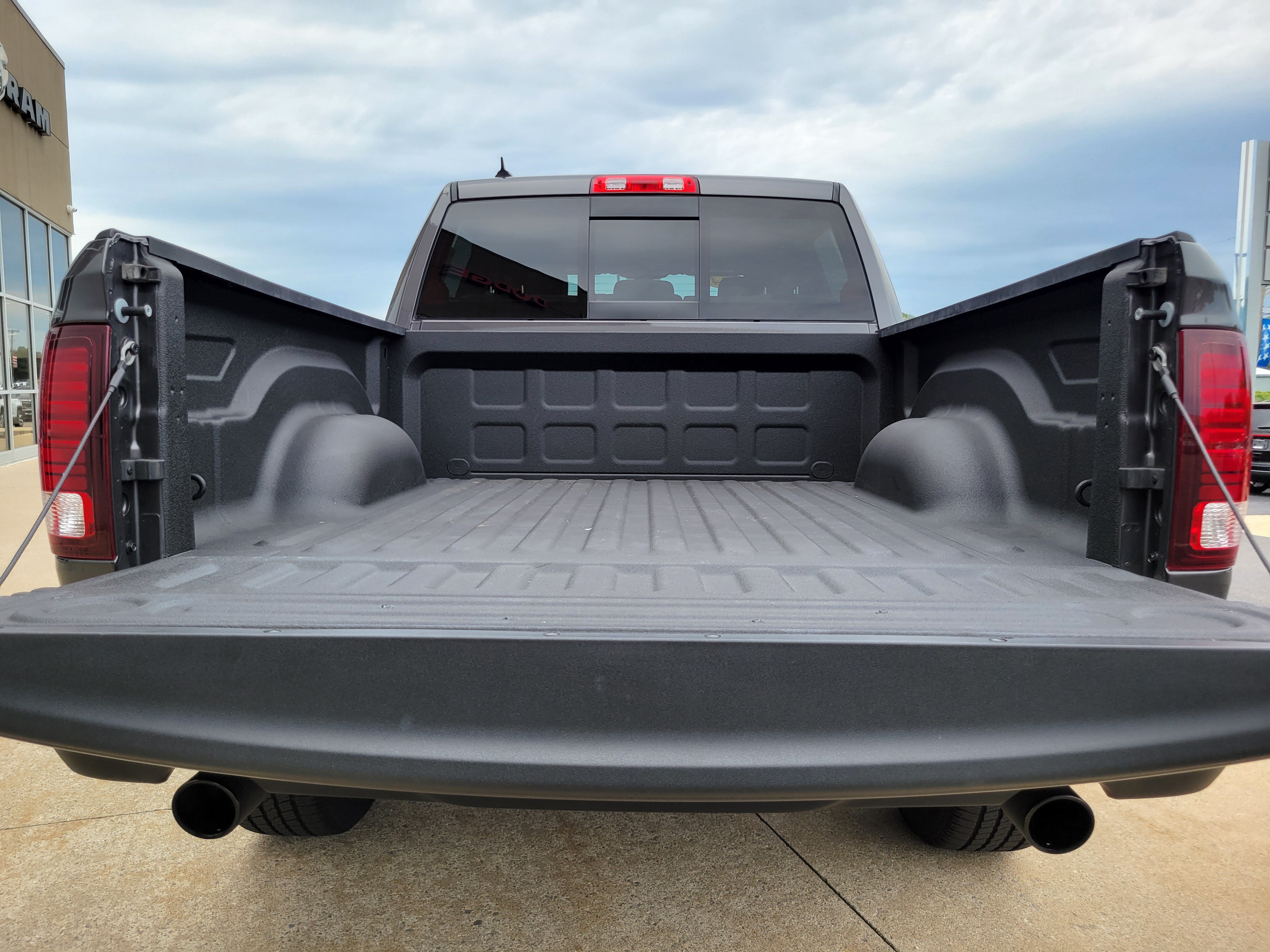 Used 2024 RAM 1500 Warlock w/ Electronics Group AWD/4WD image 22