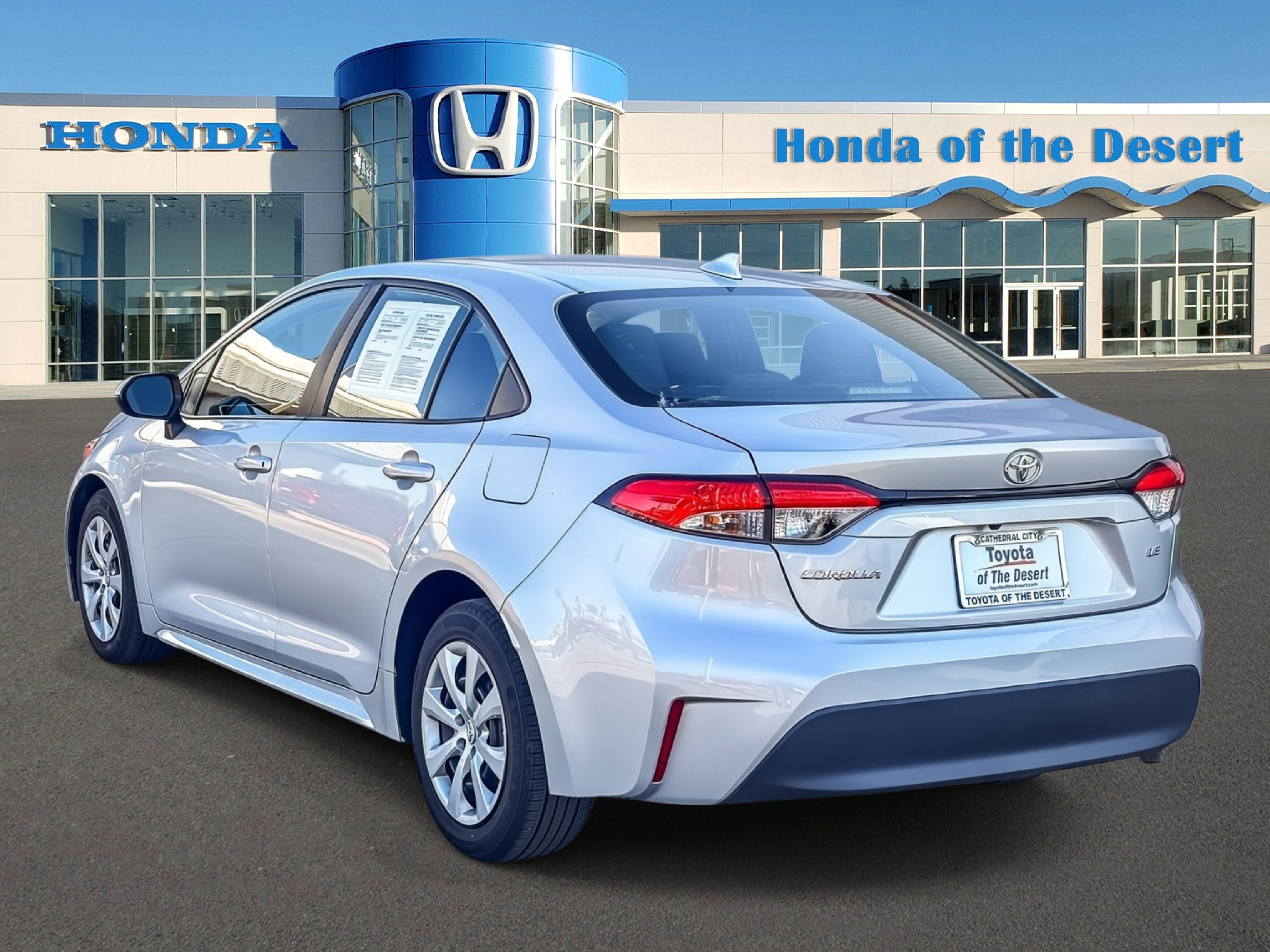 Used 2023 Toyota Corolla LE image 5