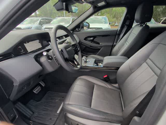 Used 2025 Land Rover Range Rover Evoque Dynamic SE image 2