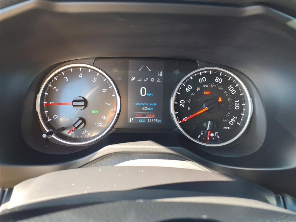 Used 2021 Toyota RAV4 XLE w/ Convenience Package image 10