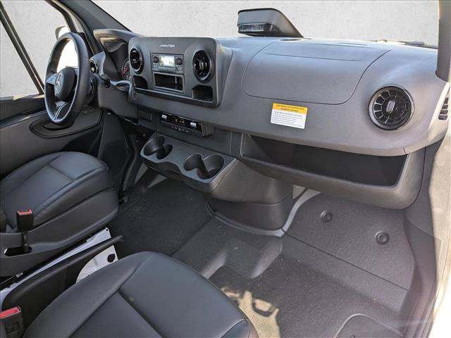 Certified 2025 Mercedes-Benz Sprinter 2500 image 17