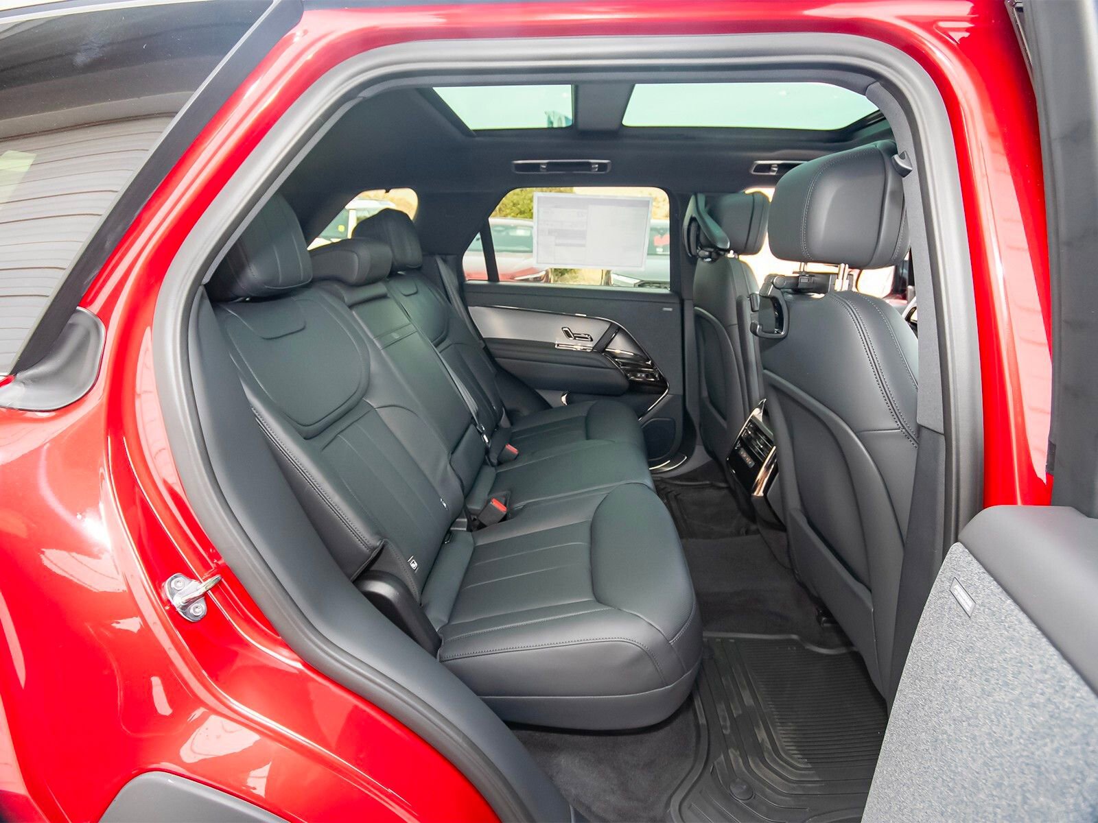 New 2025 Land Rover Range Rover Sport Dynamic SE image 47