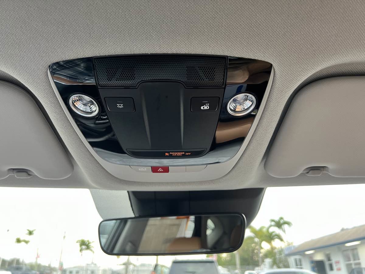 Used 2024 Kia Seltos SX image 49