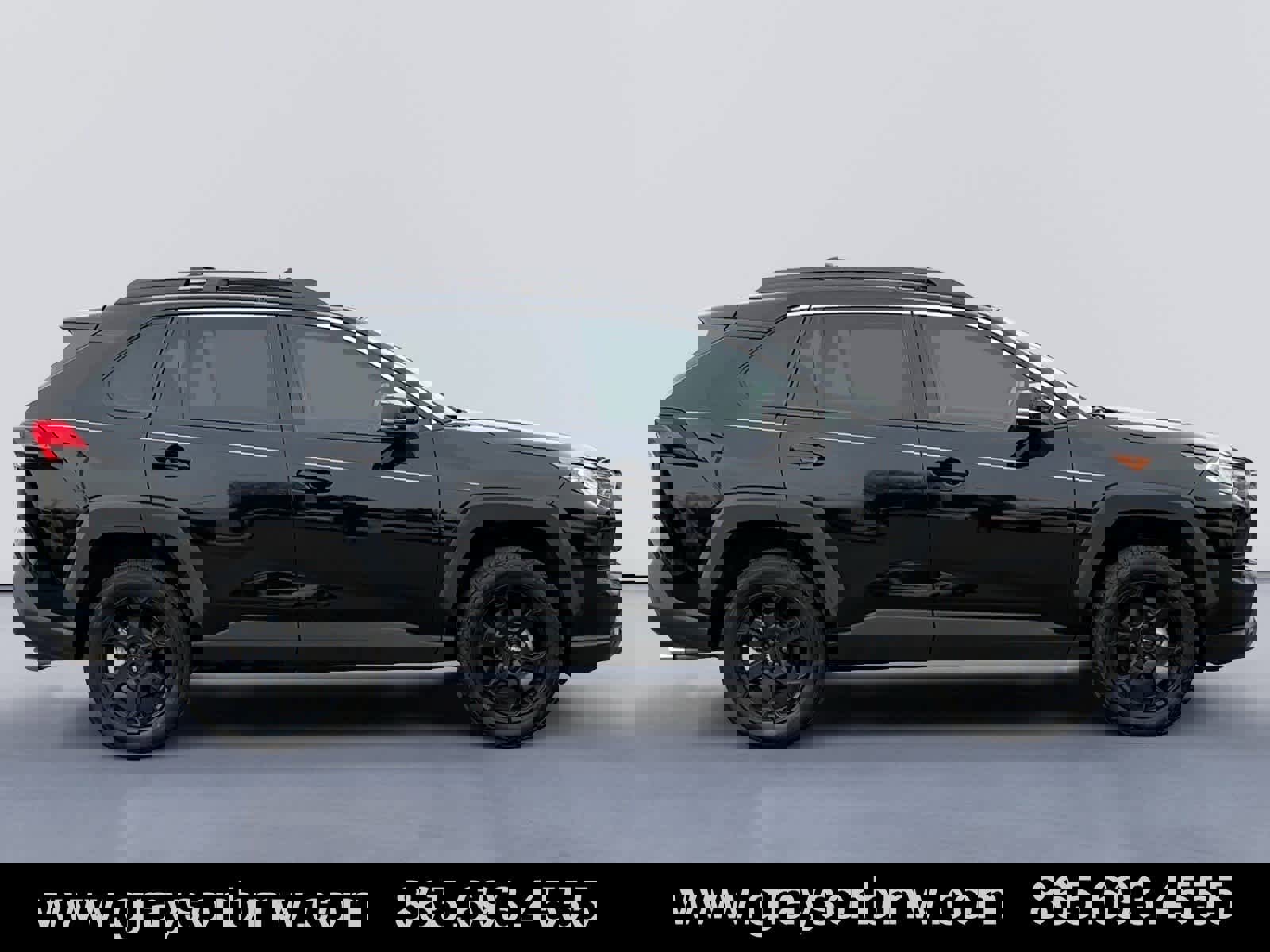 Used 2020 Toyota RAV4 TRD Off-Road image 2