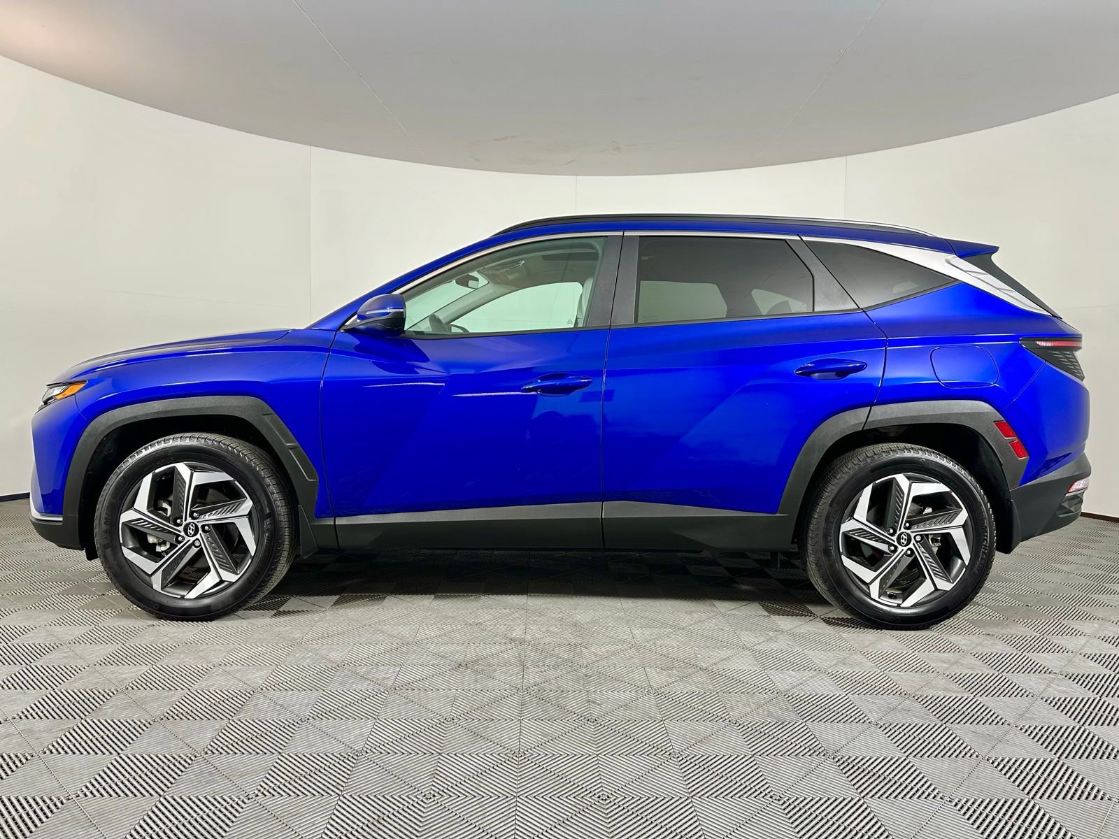 Used 2023 Hyundai Tucson SEL w/ Convenience Package image 18