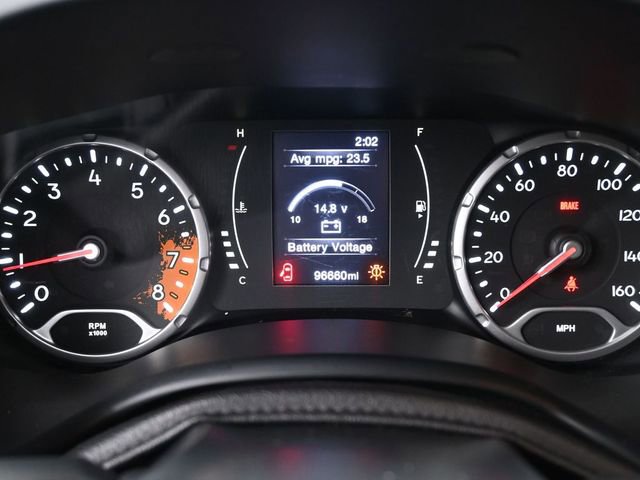 Used 2015 Jeep Renegade Latitude image 30