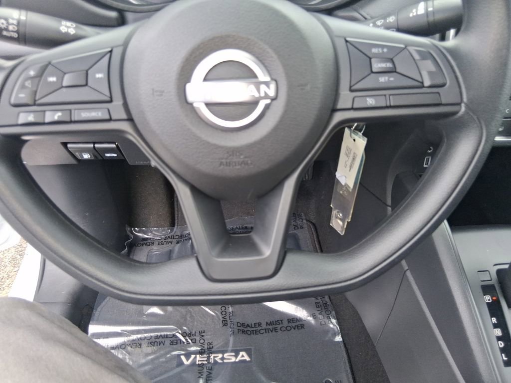 Used 2025 Nissan Versa S w/ Trunk Package image 12