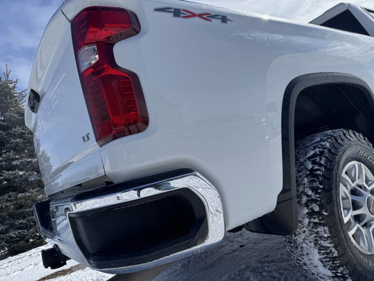 Used 2023 Chevrolet Silverado 2500 LT w/ Fleet Comfort Package image 18