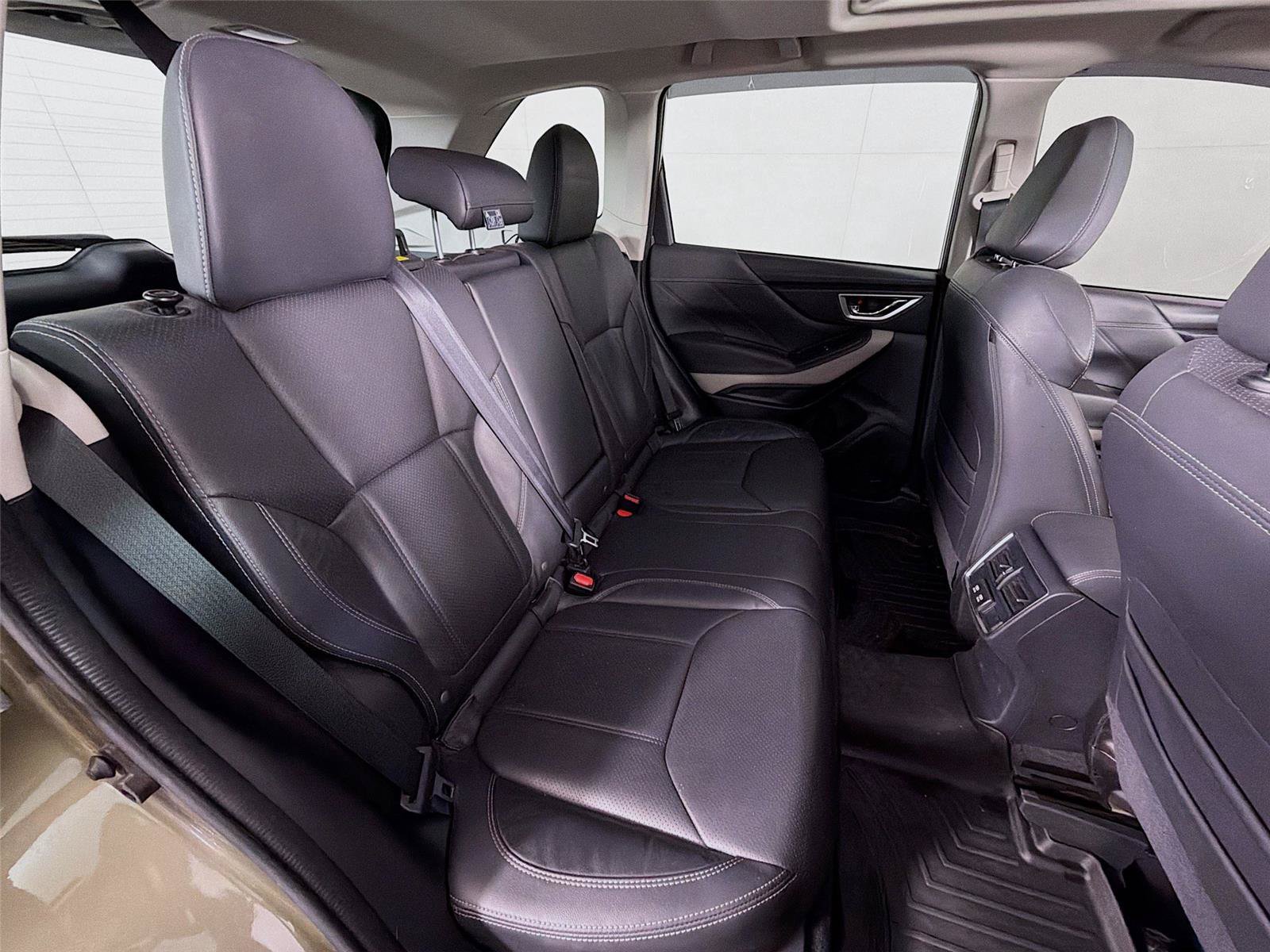 Used 2023 Subaru Forester Limited AWD/4WD image 30